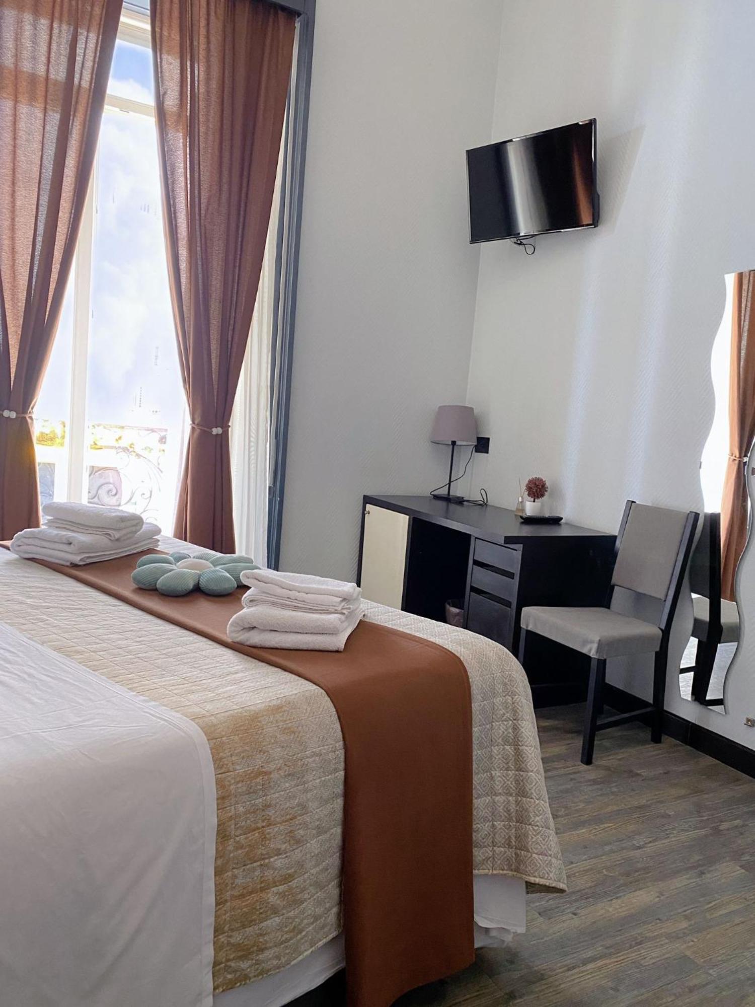 Dolce Vita Rooms ナポリ エクステリア 写真